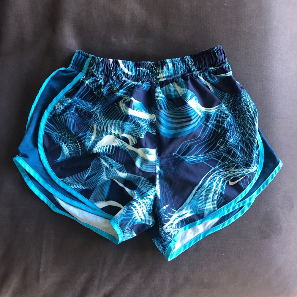 Nike Tempo Running Shorts in Blue Graphic Print